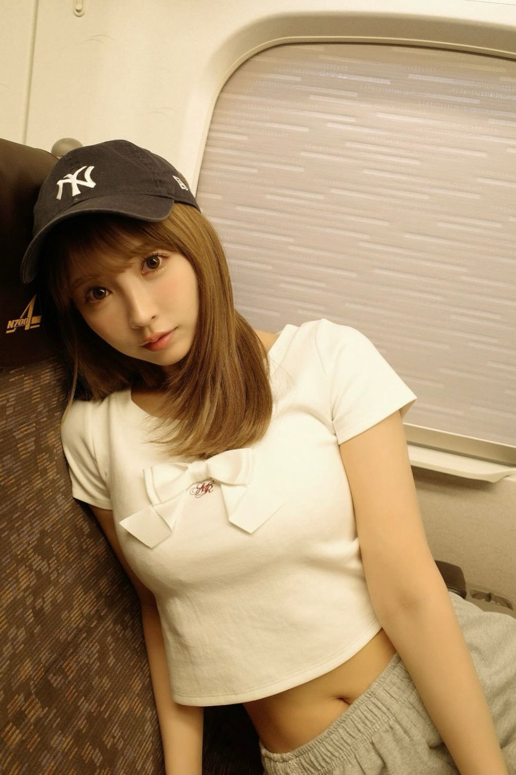 新品タグ付き♡ミストレアス♡フロントリボンコンパクトTシャツ♡ホワイト 再入荷】Front Ribbon Compact T-Shirt - MISTREASS