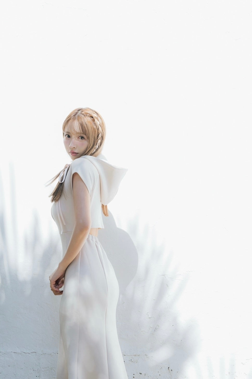 ミストレアスDouble Jersey Back Open Hood Dress Double Jersey Back Open Hood Dress - MISTREASS