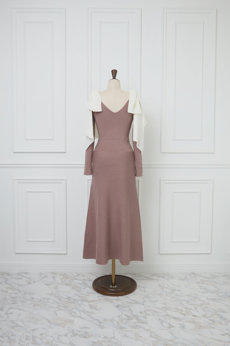 【3月中旬配送】Open Shoulder Ribbon Knit Dress