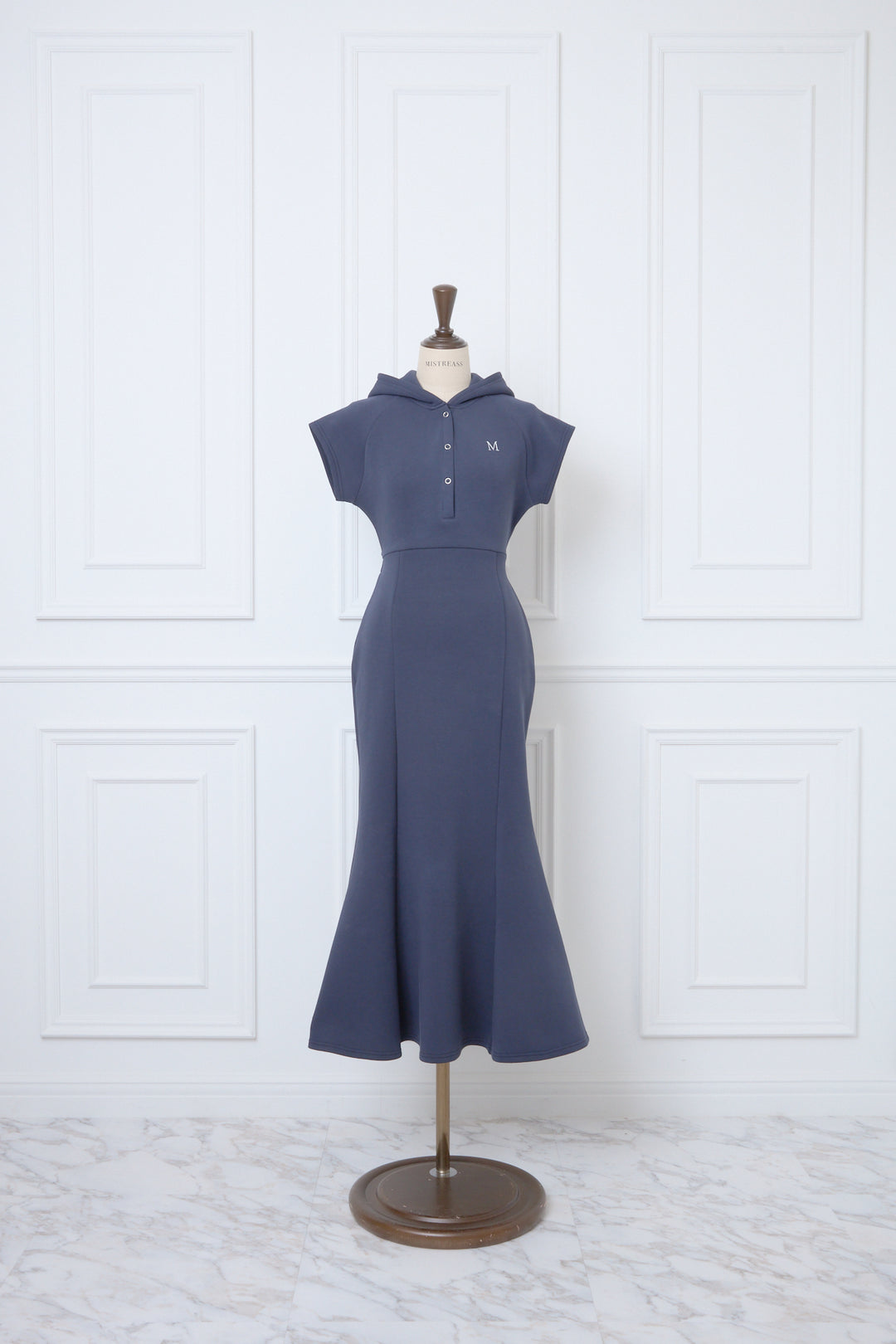 ミストレアスDouble Jersey Back Open Hood Dress Double Jersey Back Open Hood Dress - MISTREASS