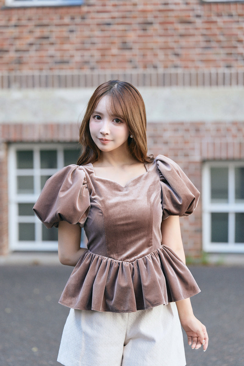 【9月下旬配送】Velour Balloon Sleeve Peplum Top
