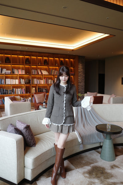 【10月中旬配送】Lace Trim Ruffle Sleeve Jacket