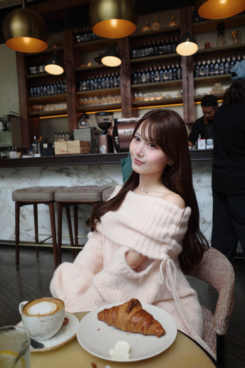 Sweet Ribbon Off-Shoulder Knit Dress