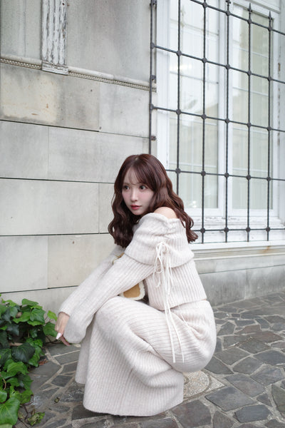 【12月上旬配送】Ribbon Off-Shoulder Knit Set-Up
