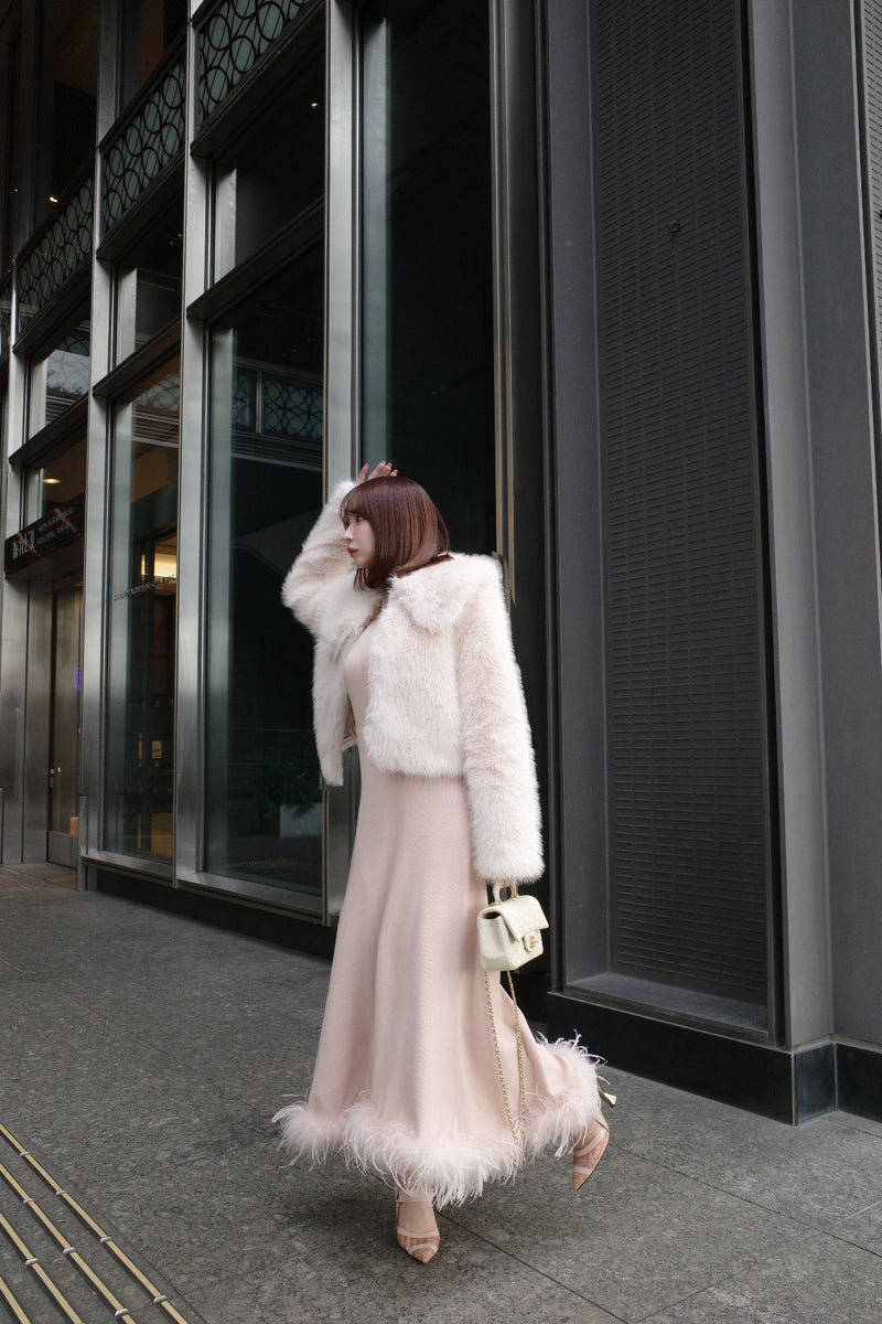 【再入荷(GRAY/PINK BEIGE)12月下旬配送】Feather Hem Knit Dress