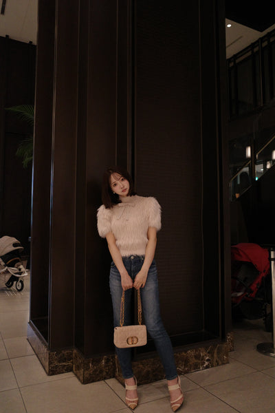 【10月上旬配送】Fluffy Ribbon Puff Knit Top