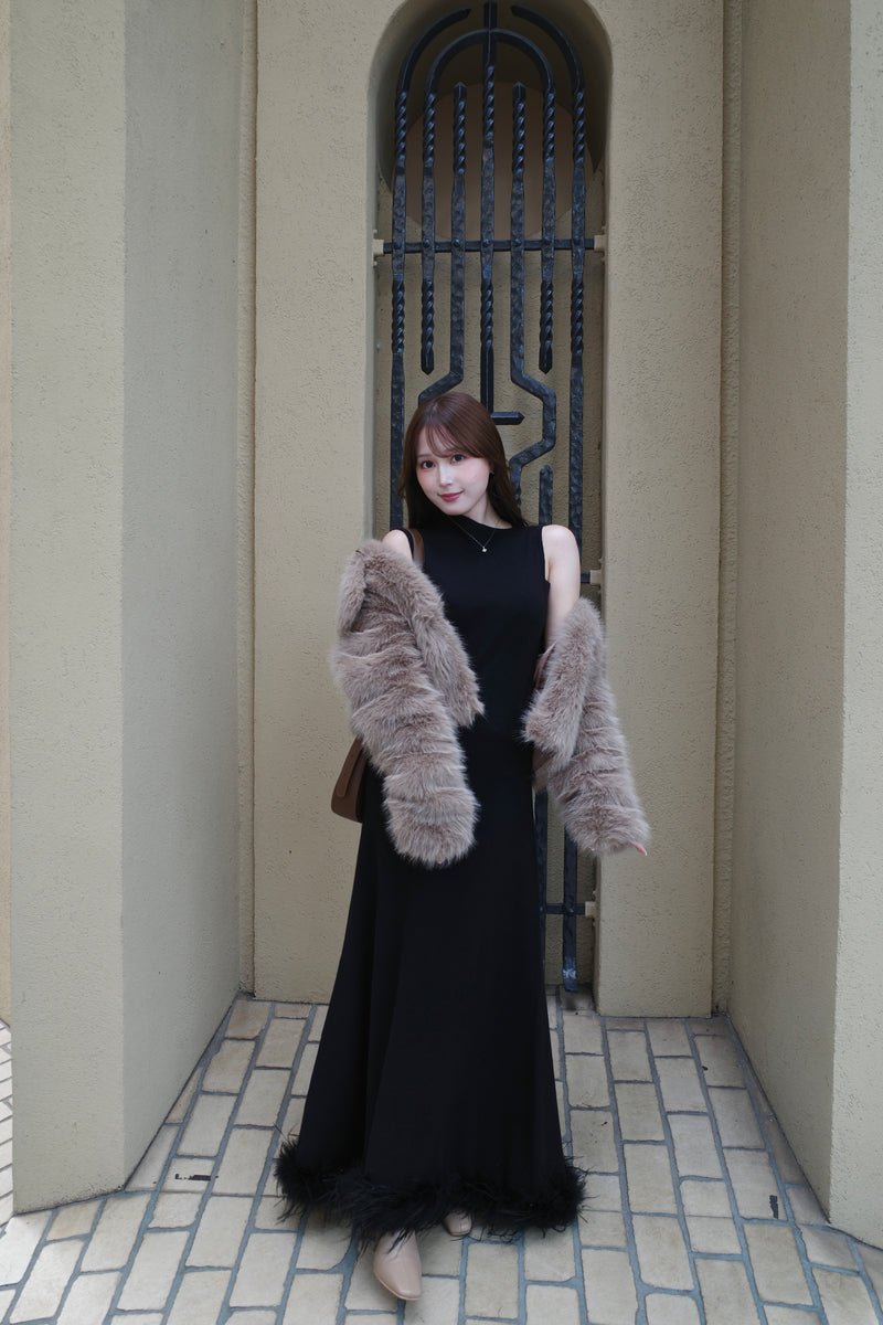【12月上旬配送】Feather Hem Knit Dress