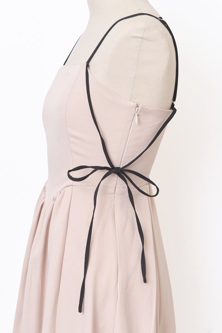ミストレアス ビカラーストラップキャミソールドレス Flow Bicolor Strap Camisole Dress - MISTREASS