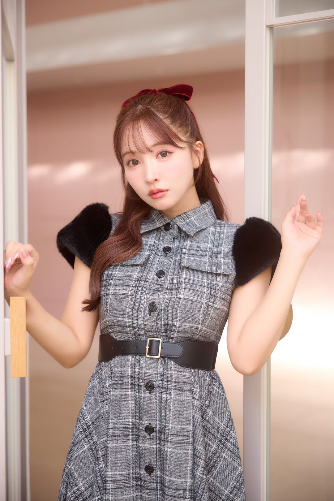 ワンピース MISTREASS Fur Sleeve Plaid Shirt Dress Fur Sleeve Plaid Shirt Dress - MISTREASS