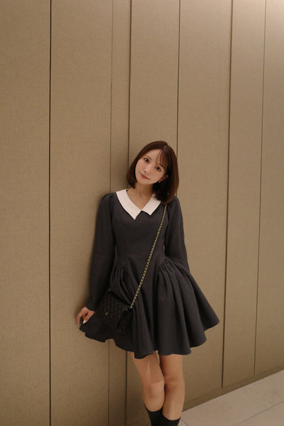 【10月上旬配送】 Side Volume Contrast Collar Dress