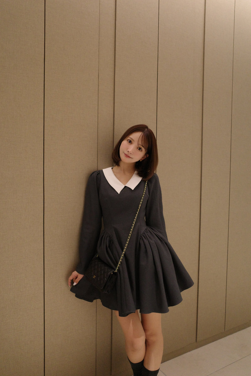 【10月上旬配送】 Side Volume Contrast Collar Dress