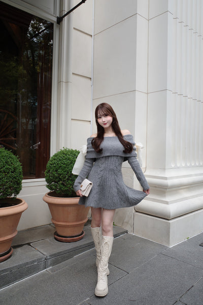 【10月上旬配送】Ribbon Off-Shoulder Cable Knit Dress