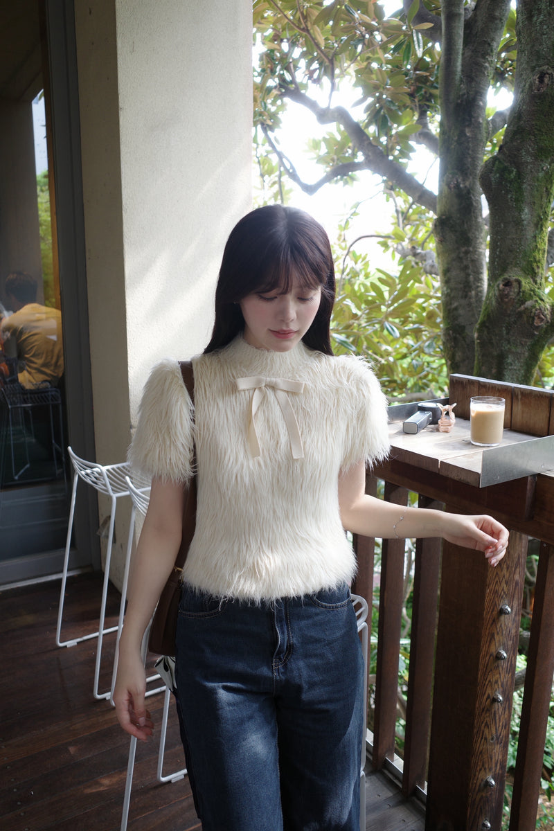 【10月上旬配送】Fluffy Ribbon Puff Knit Top