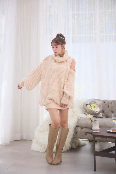 【再入荷/10月下旬配送】Open Shoulder Off Turtle Knit Dress