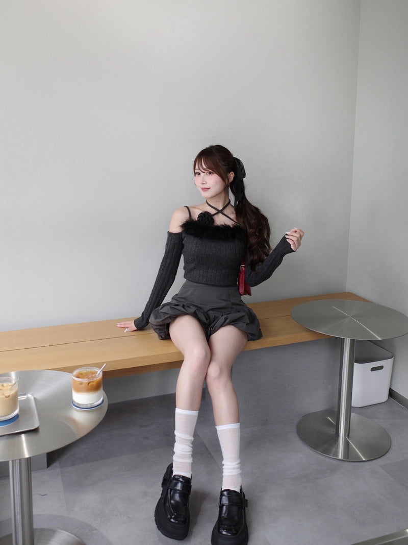 【10月上旬配送】Feather Bloom Off Shoulder Knit Top