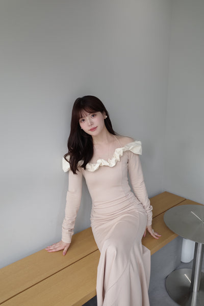 【9月下旬配送】Whipped Ruffle Semi-Mermaid Dress