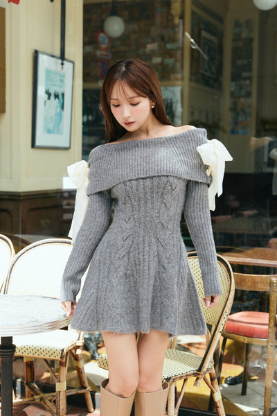 【10月上旬配送】Ribbon Off-Shoulder Cable Knit Dress