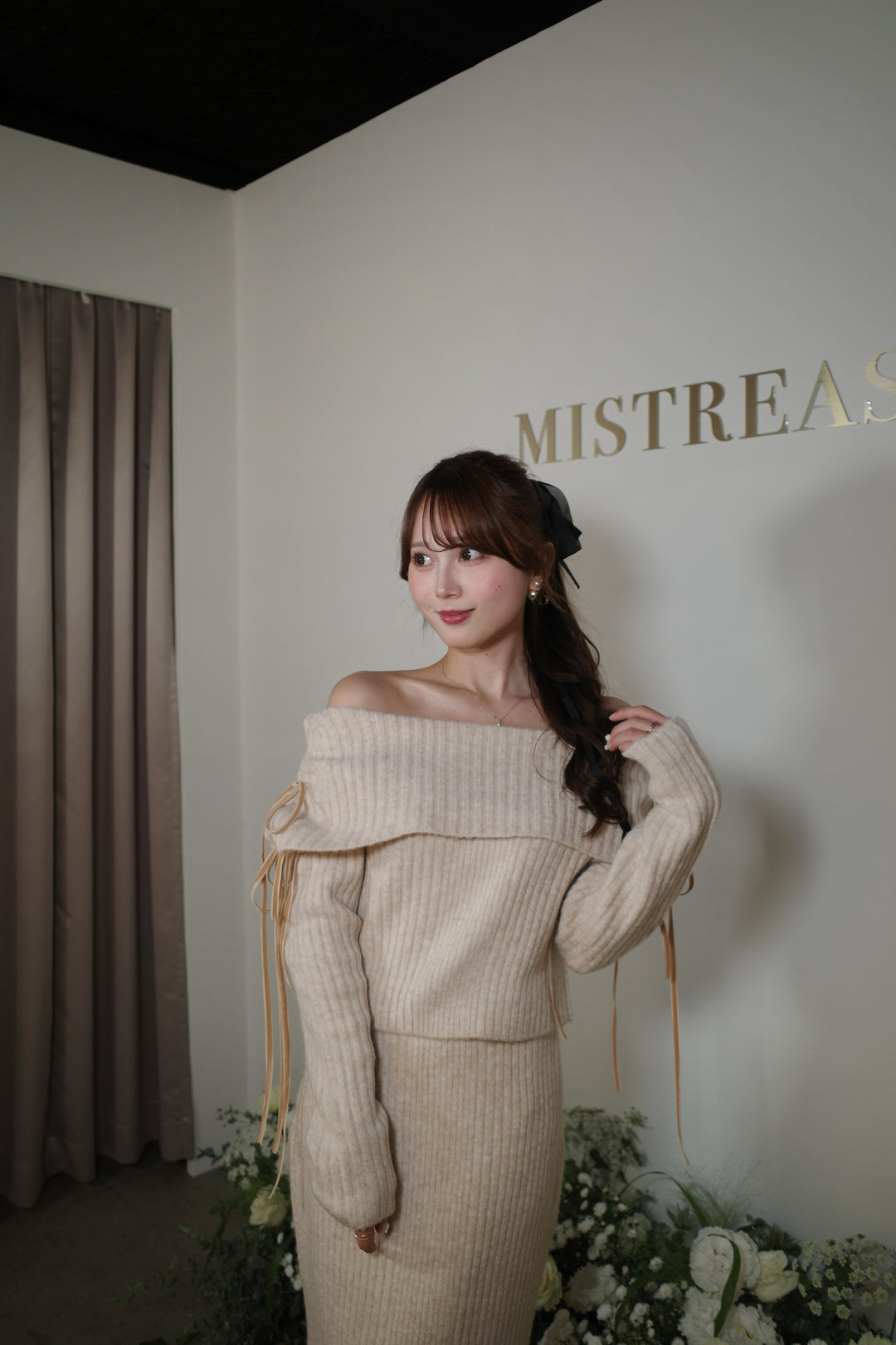 Ribbon Off-Shoulder Knit Set-Up - MISTREASS