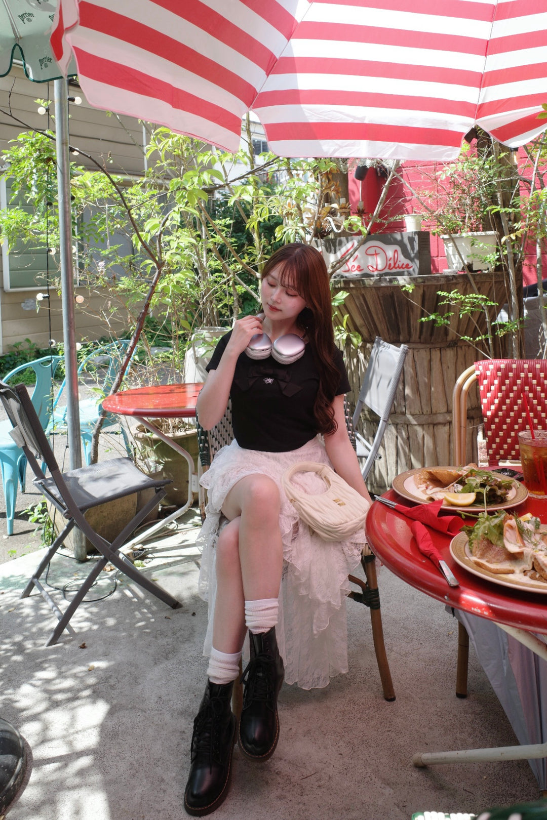 新品タグ付き♡ミストレアス♡フロントリボンコンパクトTシャツ♡ホワイト 再入荷】Front Ribbon Compact T-Shirt - MISTREASS