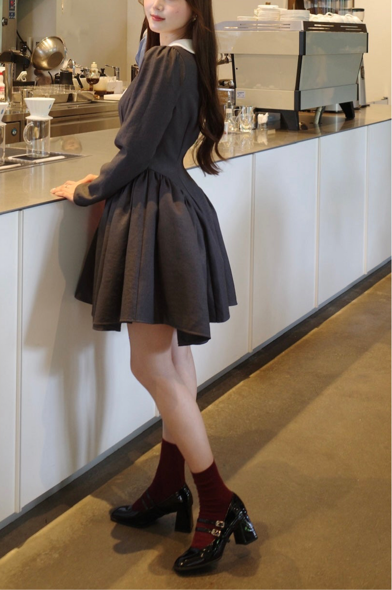 【10月上旬配送】 Side Volume Contrast Collar Dress