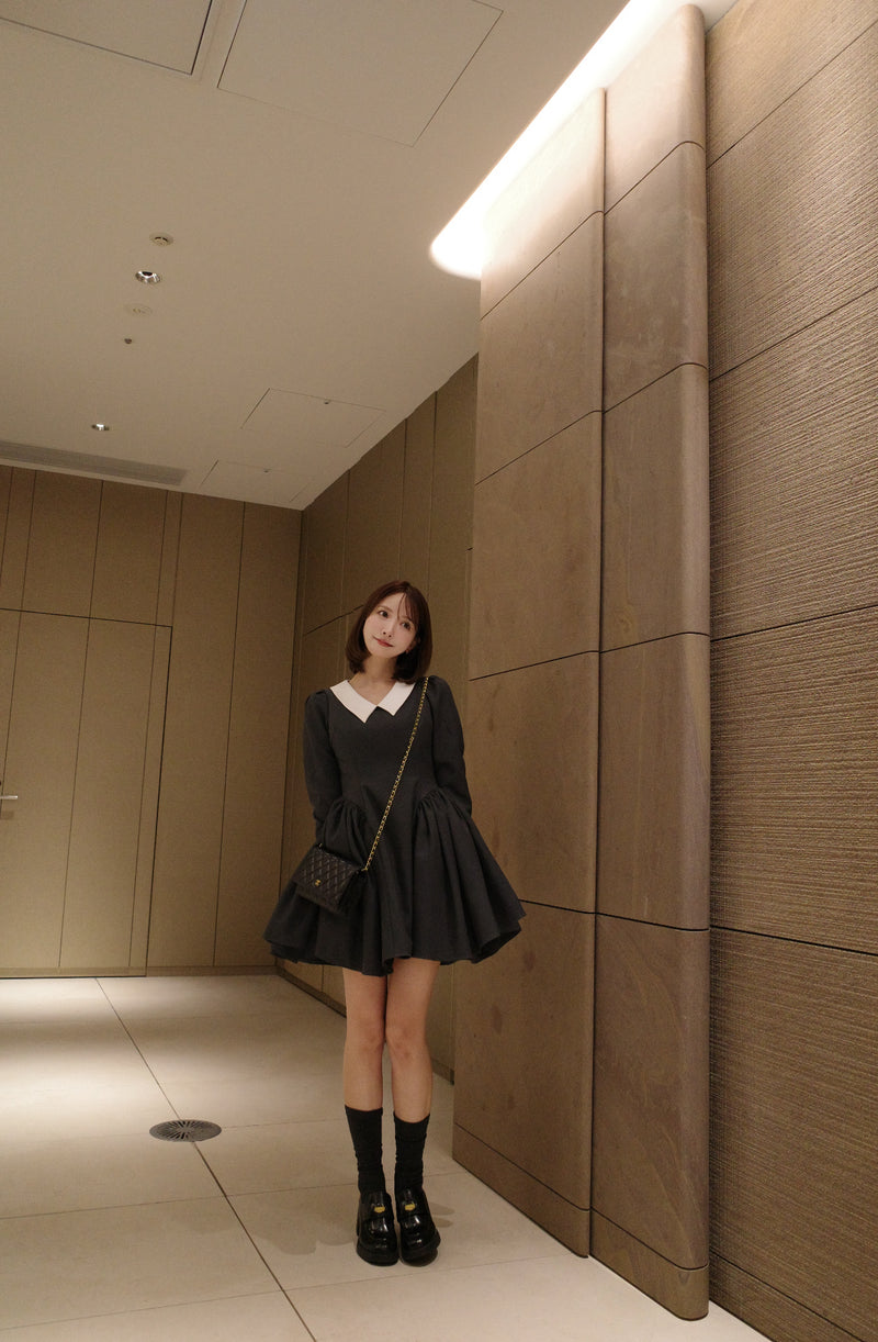 【10月上旬配送】 Side Volume Contrast Collar Dress