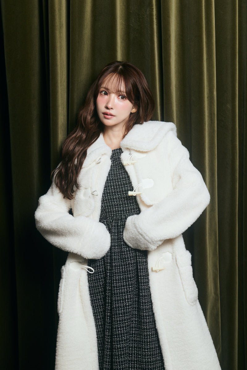 【10月下旬配送】Fluffy Sailor Duffle Coat