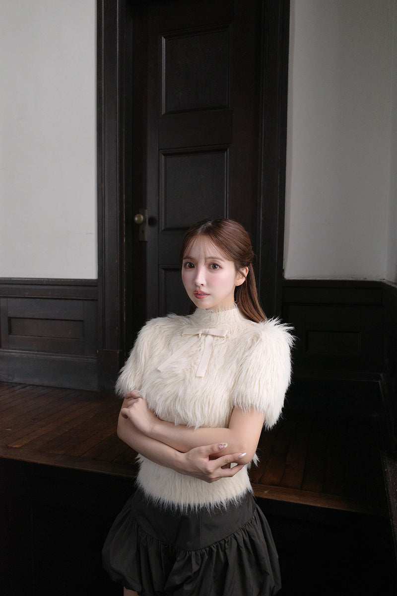 【10月上旬配送】Fluffy Ribbon Puff Knit Top