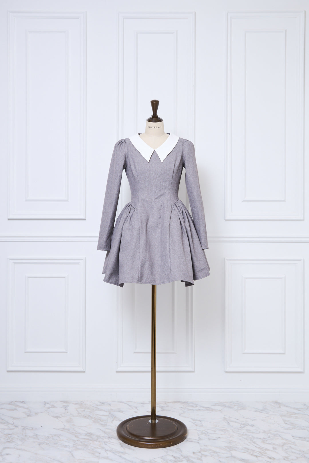 Side Volume Contrast Collar Dress - MISTREASS