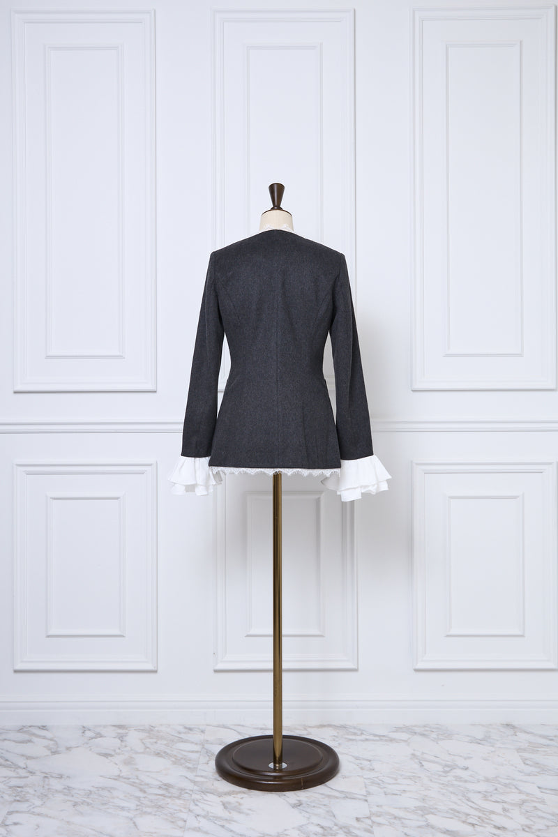 【10月中旬配送】Lace Trim Ruffle Sleeve Jacket
