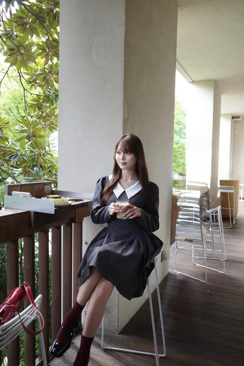 【10月上旬配送】 Side Volume Contrast Collar Dress