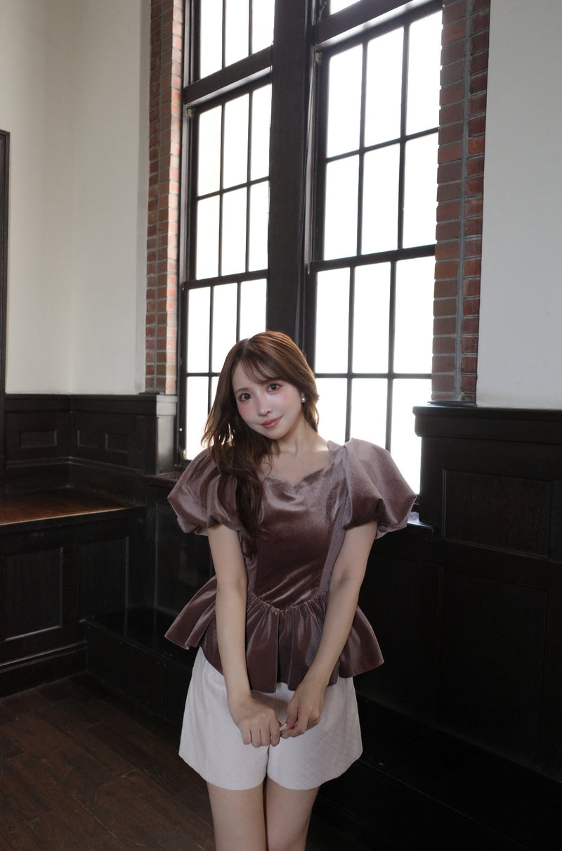 【9月下旬配送】Velour Balloon Sleeve Peplum Top