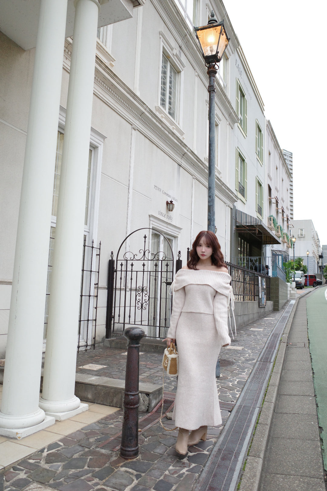 Ribbon Off-Shoulder Knit Set-Up - MISTREASS