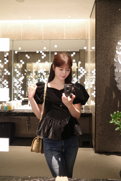 【9月下旬配送】Velour Balloon Sleeve Peplum Top