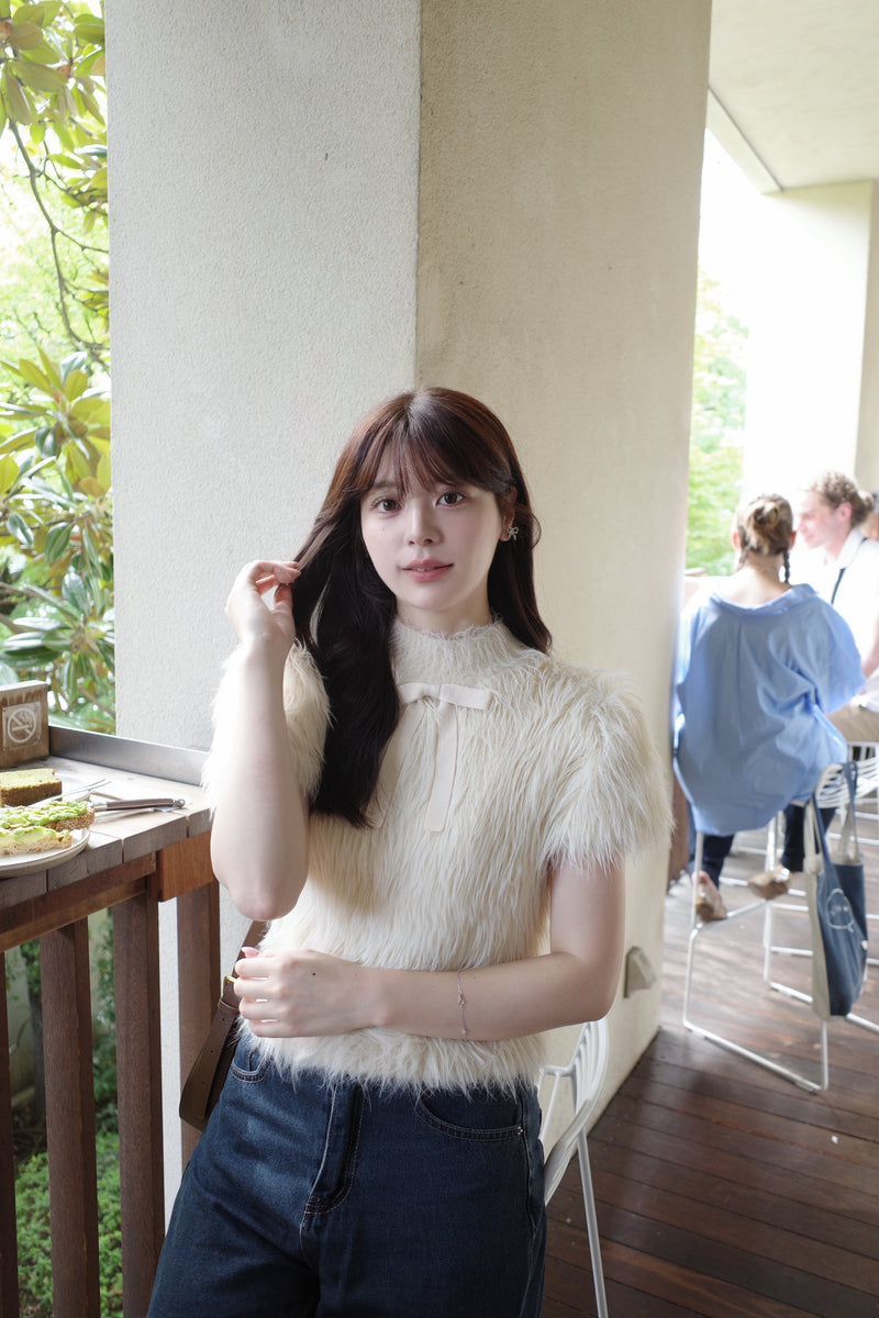 【10月上旬配送】Fluffy Ribbon Puff Knit Top