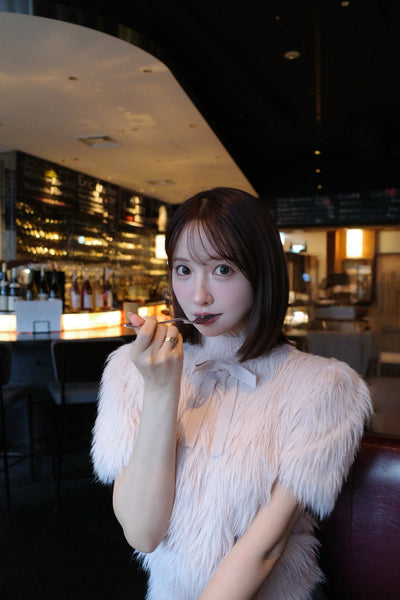 【10月上旬配送】Fluffy Ribbon Puff Knit Top