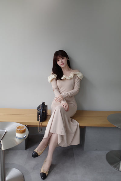 【9月下旬配送】Whipped Ruffle Semi-Mermaid Dress