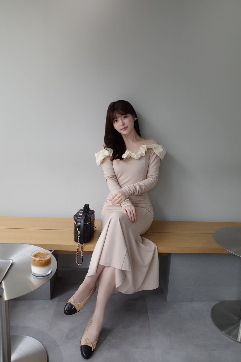 【9月下旬配送】Whipped Ruffle Semi-Mermaid Dress
