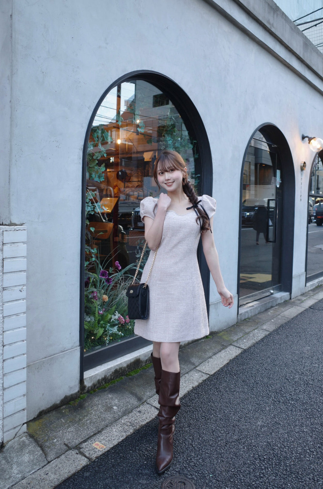 ミストレアス　Summer Tweed Compact Mini Dress 白 Summer Tweed Compact Mini Dress - MISTREASS