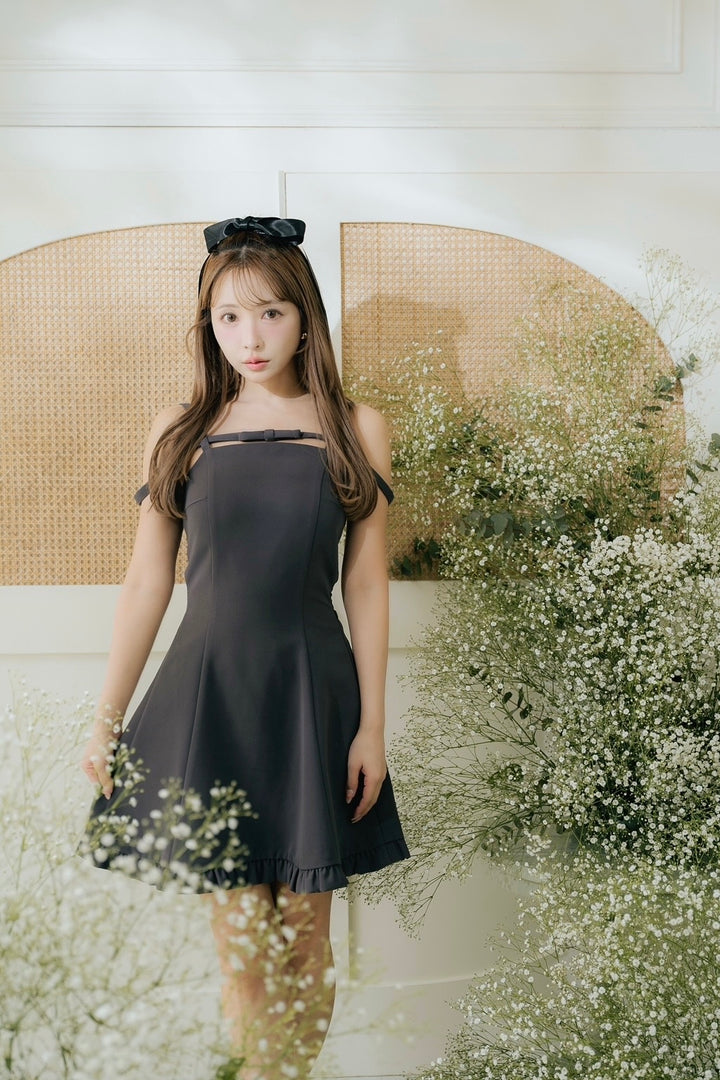Narrow Strap Fit & Flare Mini Dress グレー Narrow Strap Fit & Flare Mini Dress - MISTREASS
