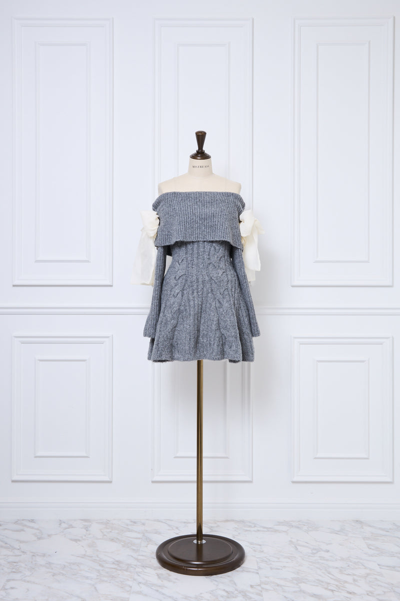 【10月上旬配送】Ribbon Off-Shoulder Cable Knit Dress
