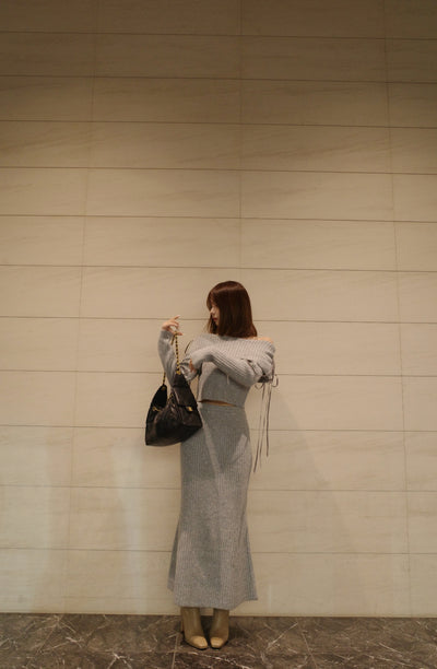 【12月上旬配送】Ribbon Off-Shoulder Knit Set-Up