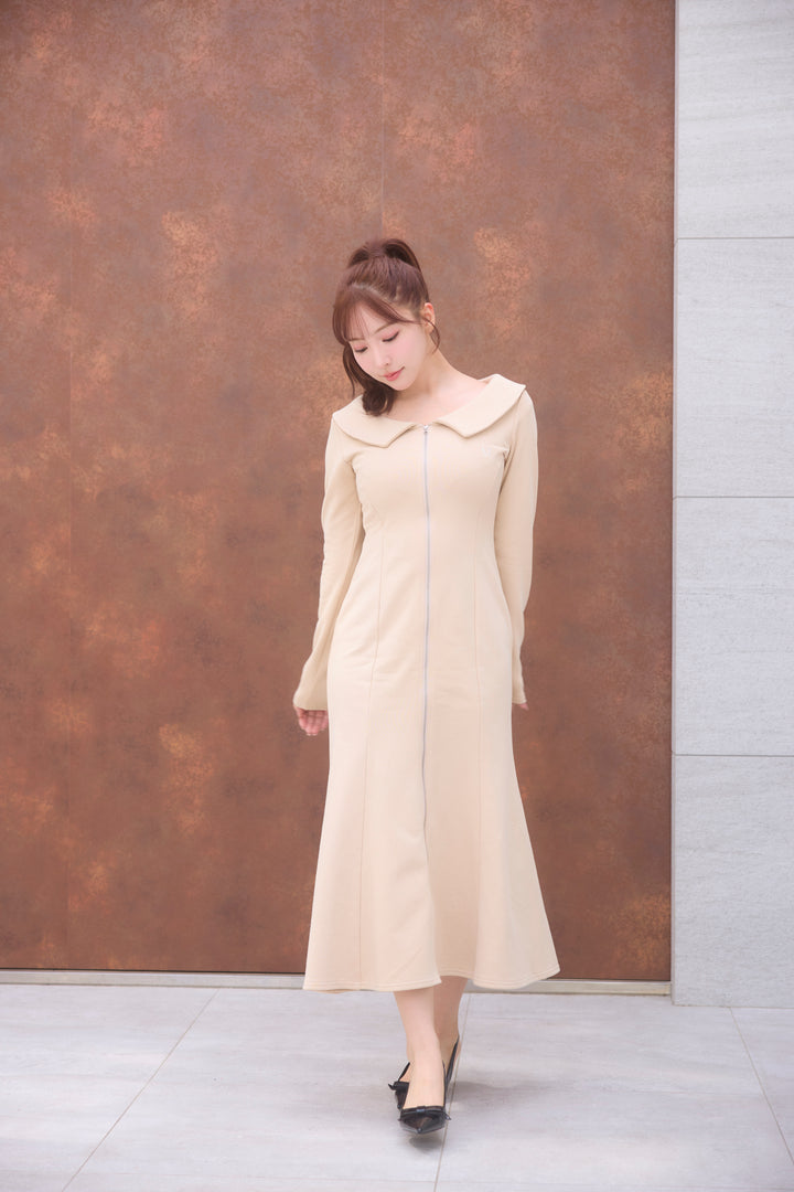 mistreass ワンピース Front Zip Wide Collar Sweat Dress - MISTREASS
