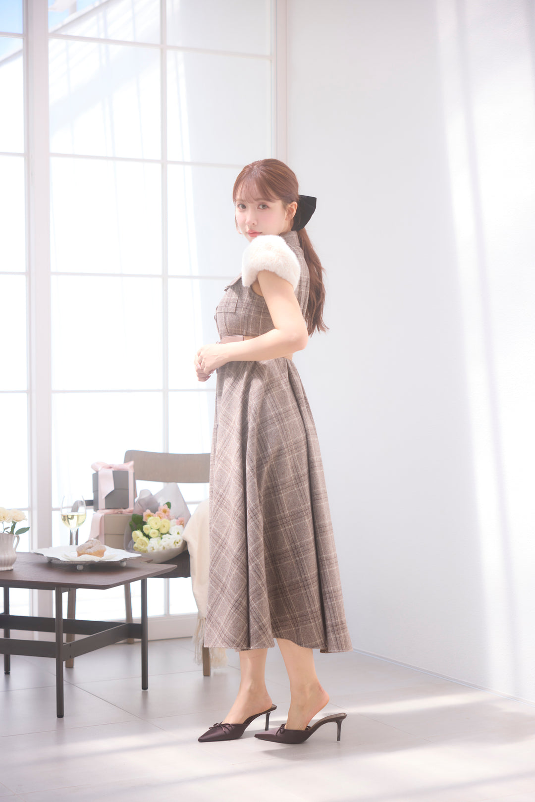 ミストレアス Fur Sleeve Plaid Shirt Dress Fur Sleeve Plaid Shirt Dress - MISTREASS