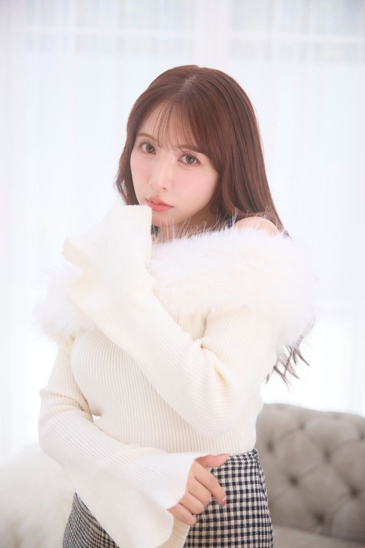 トップス Mistreass Fur Off Shoulder Knit Top Fur Off Shoulder Knit Top - MISTREASS