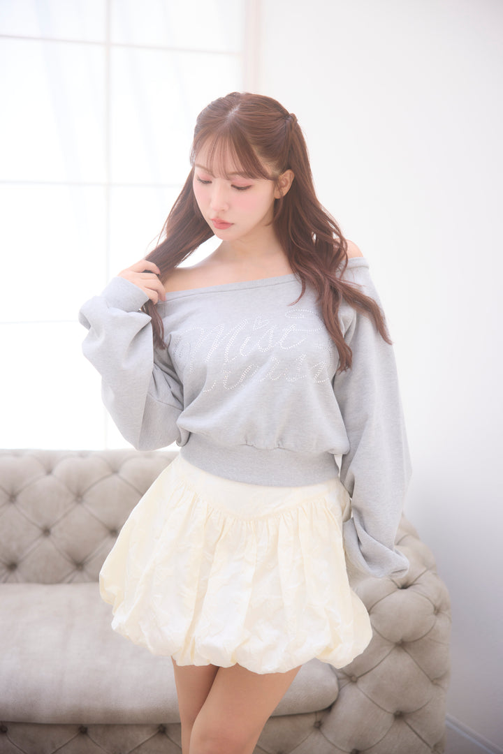 ミストレアス　Hotfix Logo Sweatshirt IMG_5583_720x.jpg?v=1724997083