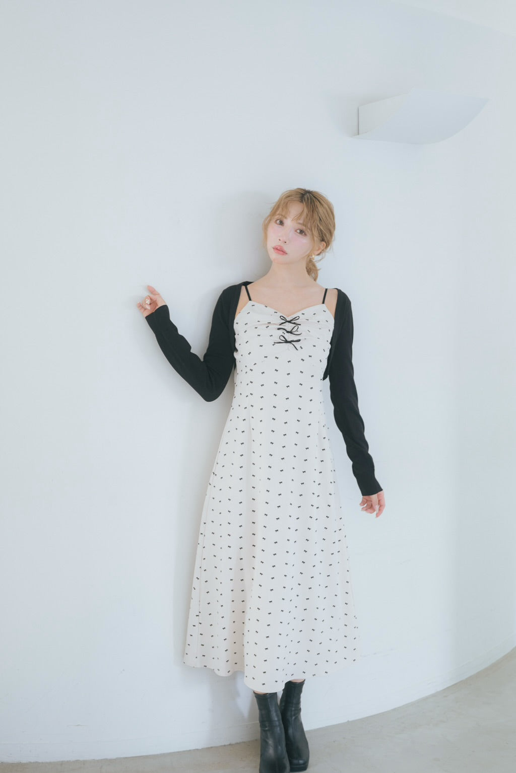 ミストレアス Front Ribbon Camisole Mini Dress Front Ribbon Camisole Mini Dress - MISTREASS