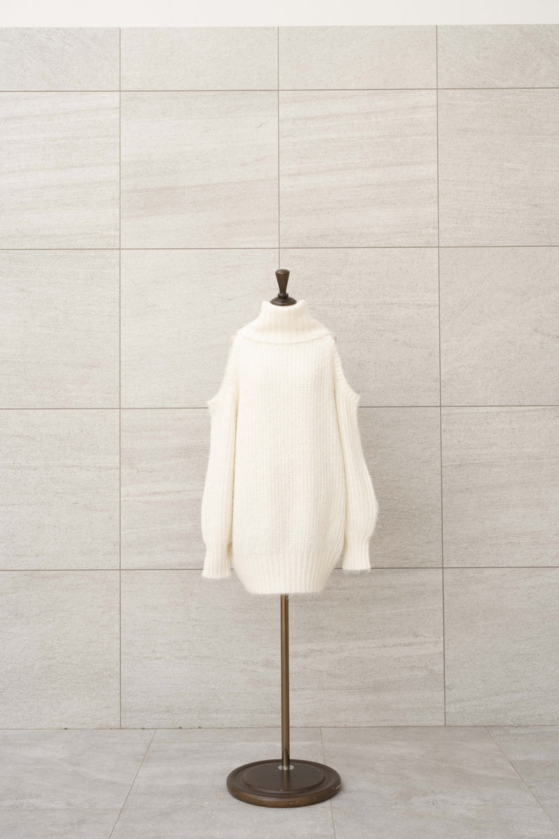 【再入荷/10月下旬配送】Open Shoulder Off Turtle Knit Dress