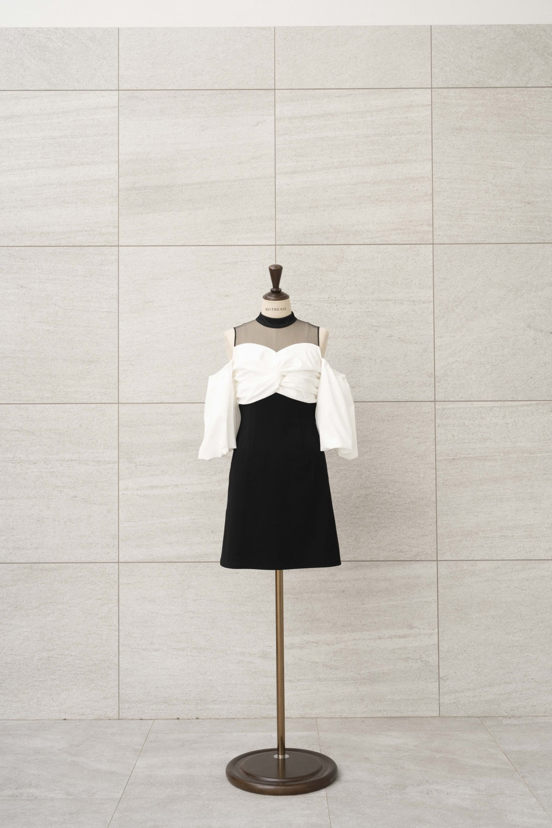 ワンピース MISTREASS Open Shoulder Bicolor Dress Open Shoulder Bicolor Mini Dress - MISTREASS