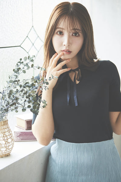See-Through Neck Knit Top