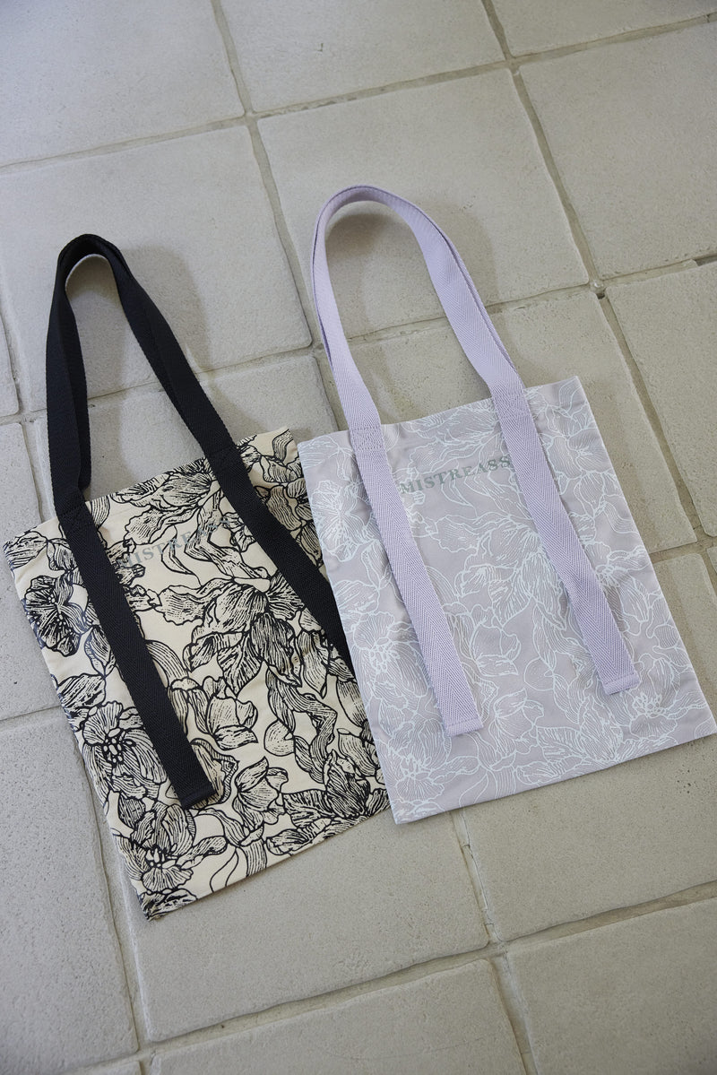 Race Print Canvas Tote Bag